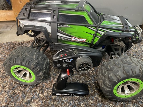 Traxxas summit 4wd - 1/10,